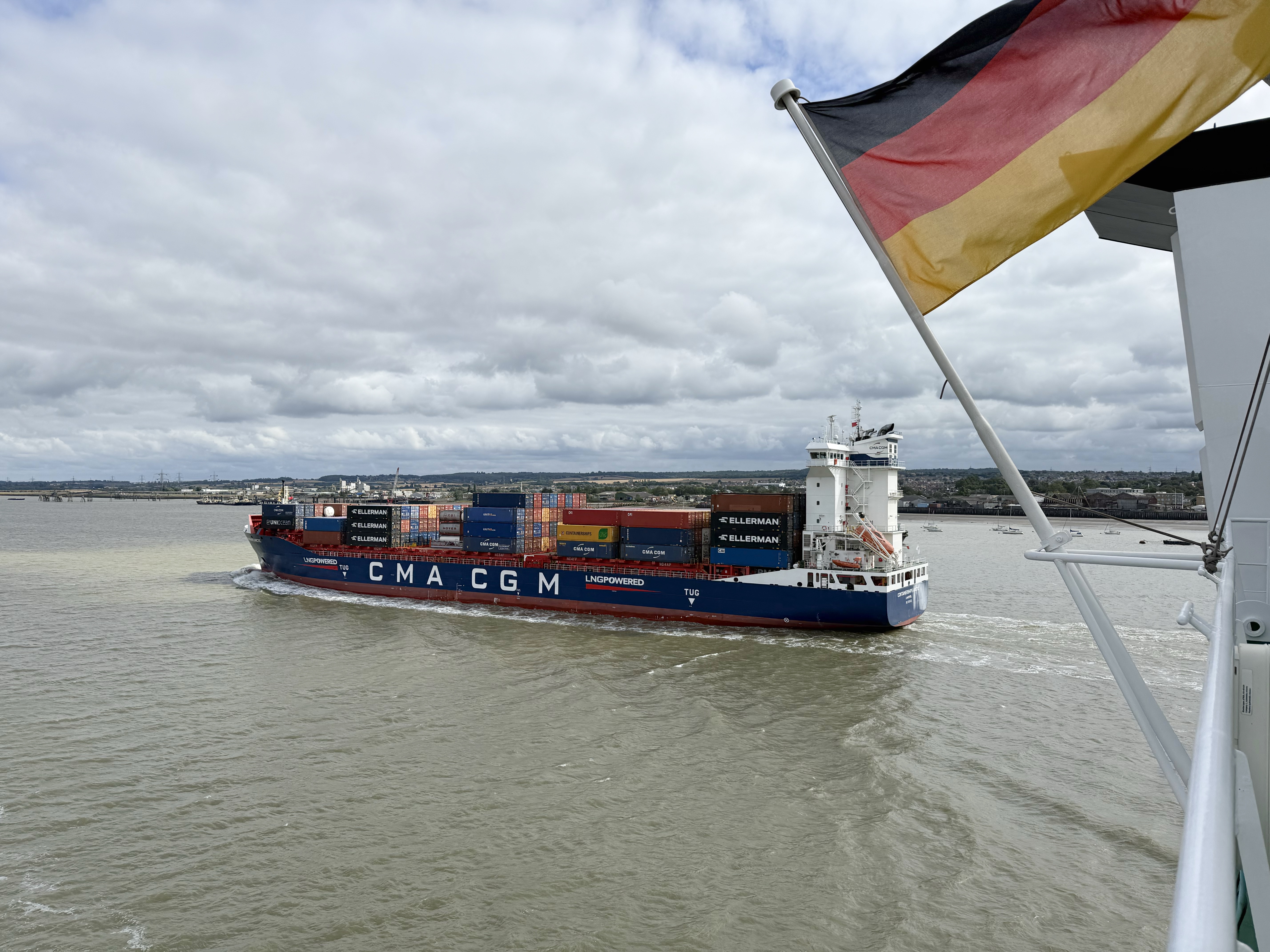 Der hat uns den Liegeplatz frei gemacht