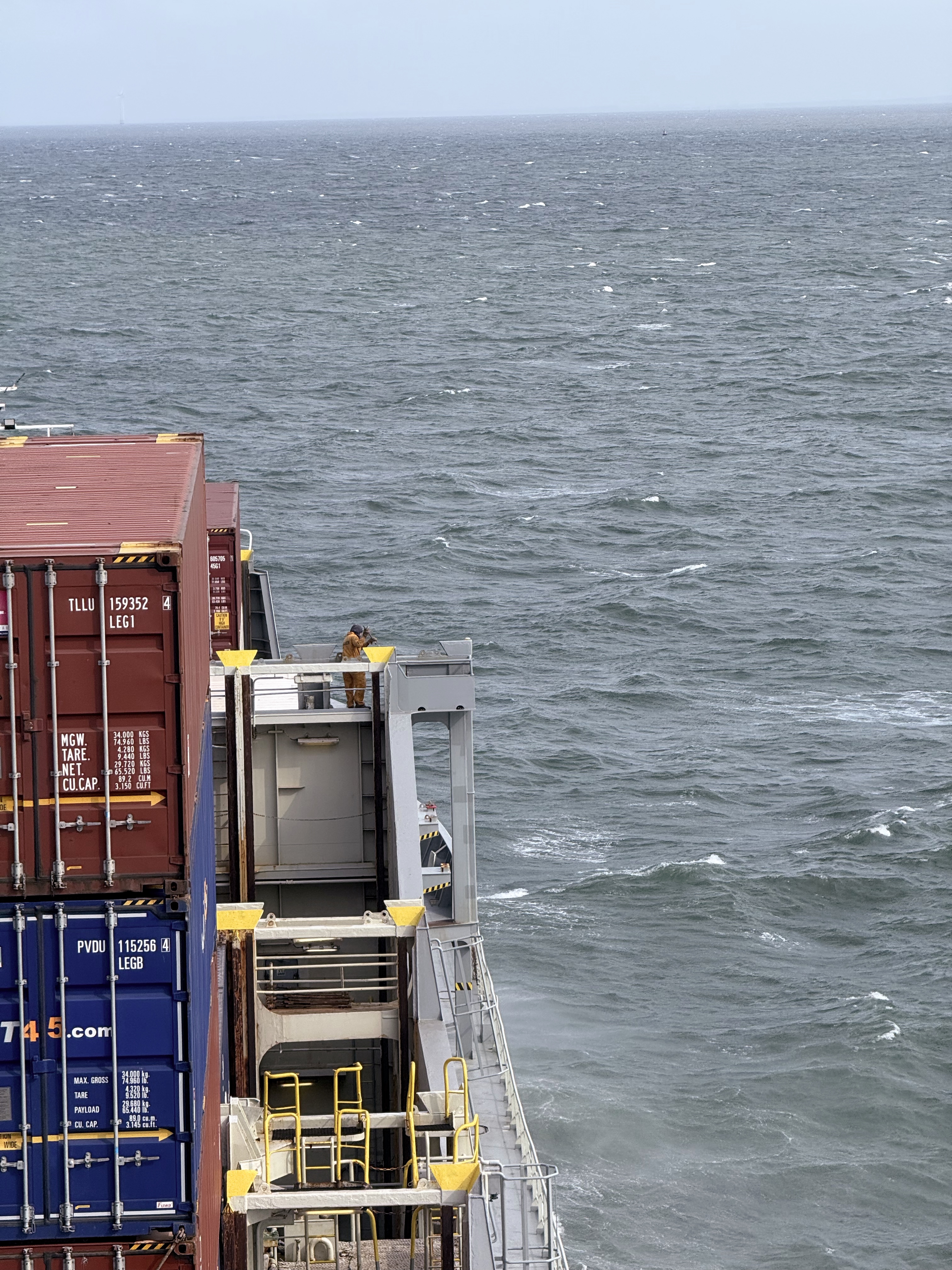 Malerarbeiten auf hoher See