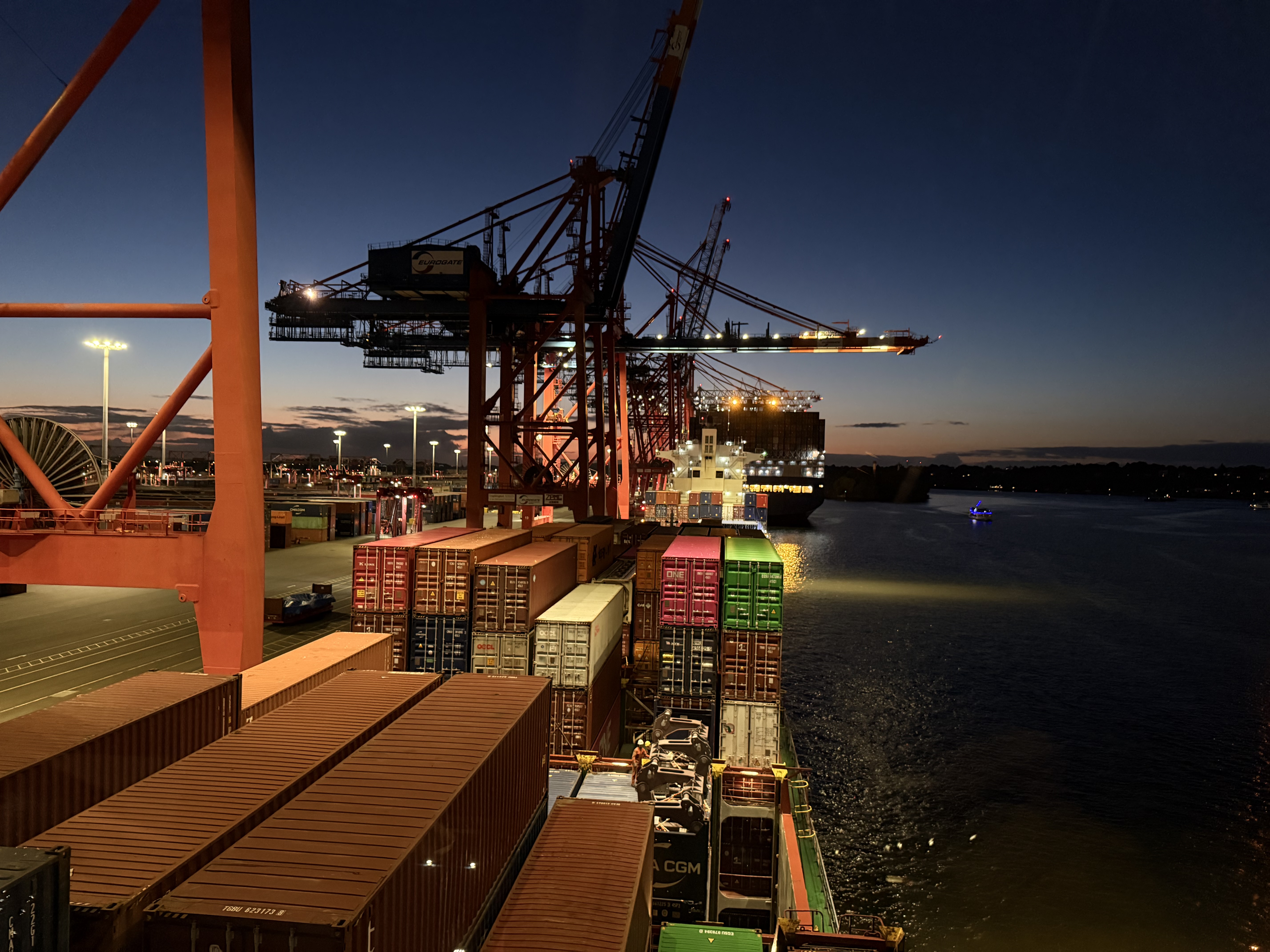 Sonnenuntergang über dem Eurogate