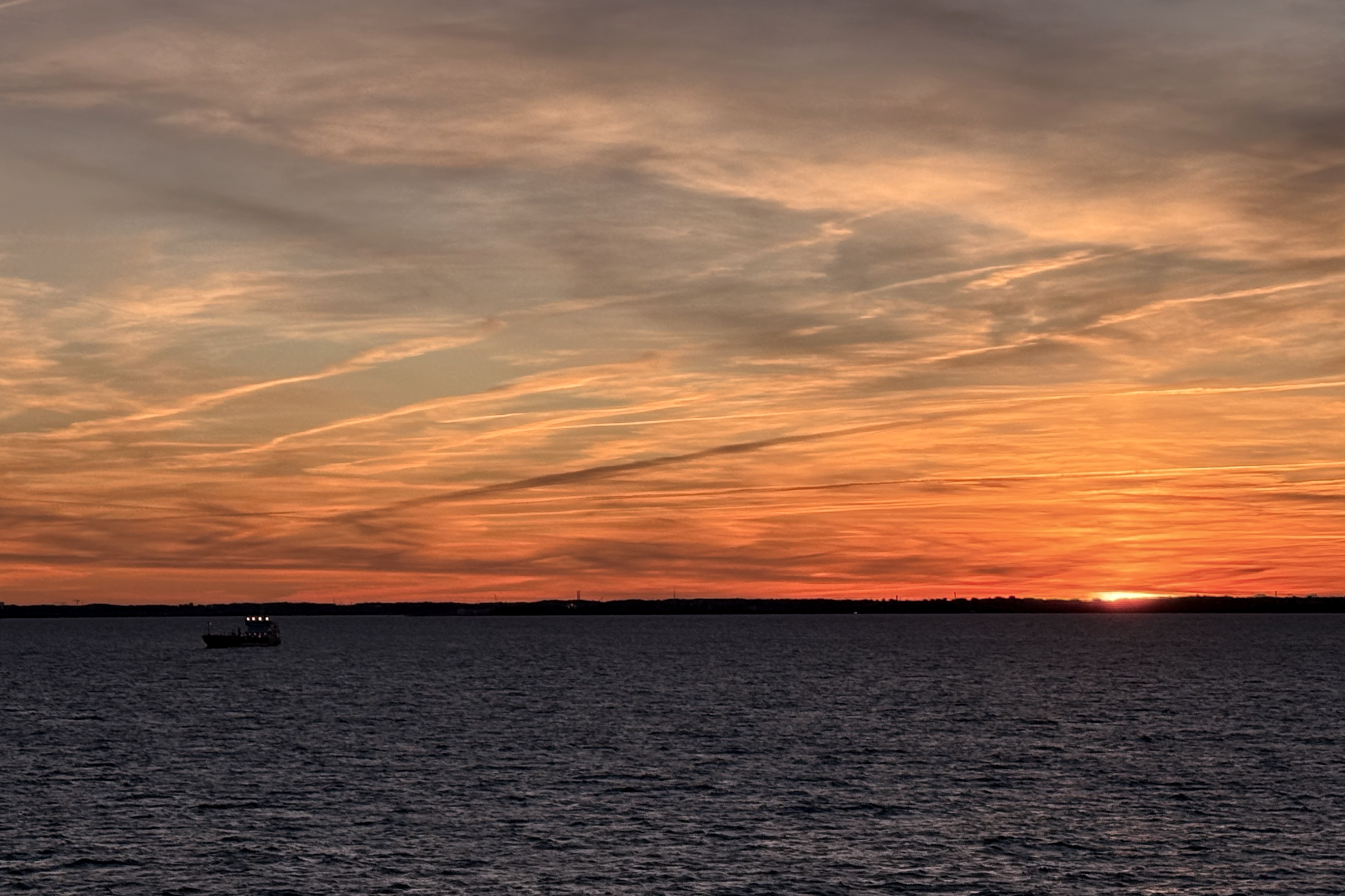 Sonnenuntergang auf Reede