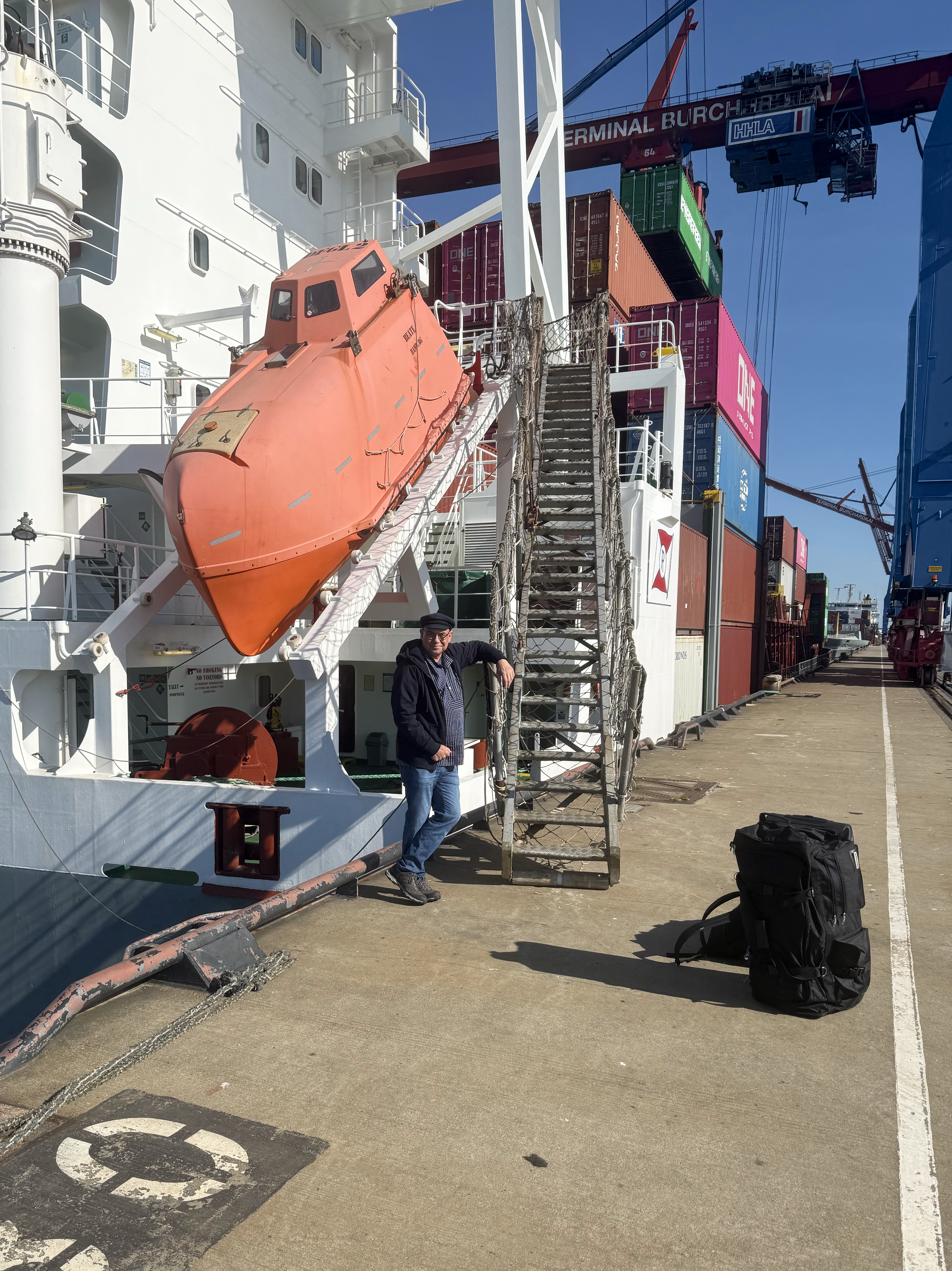 Ausschiffung, warten auf den Shuttle