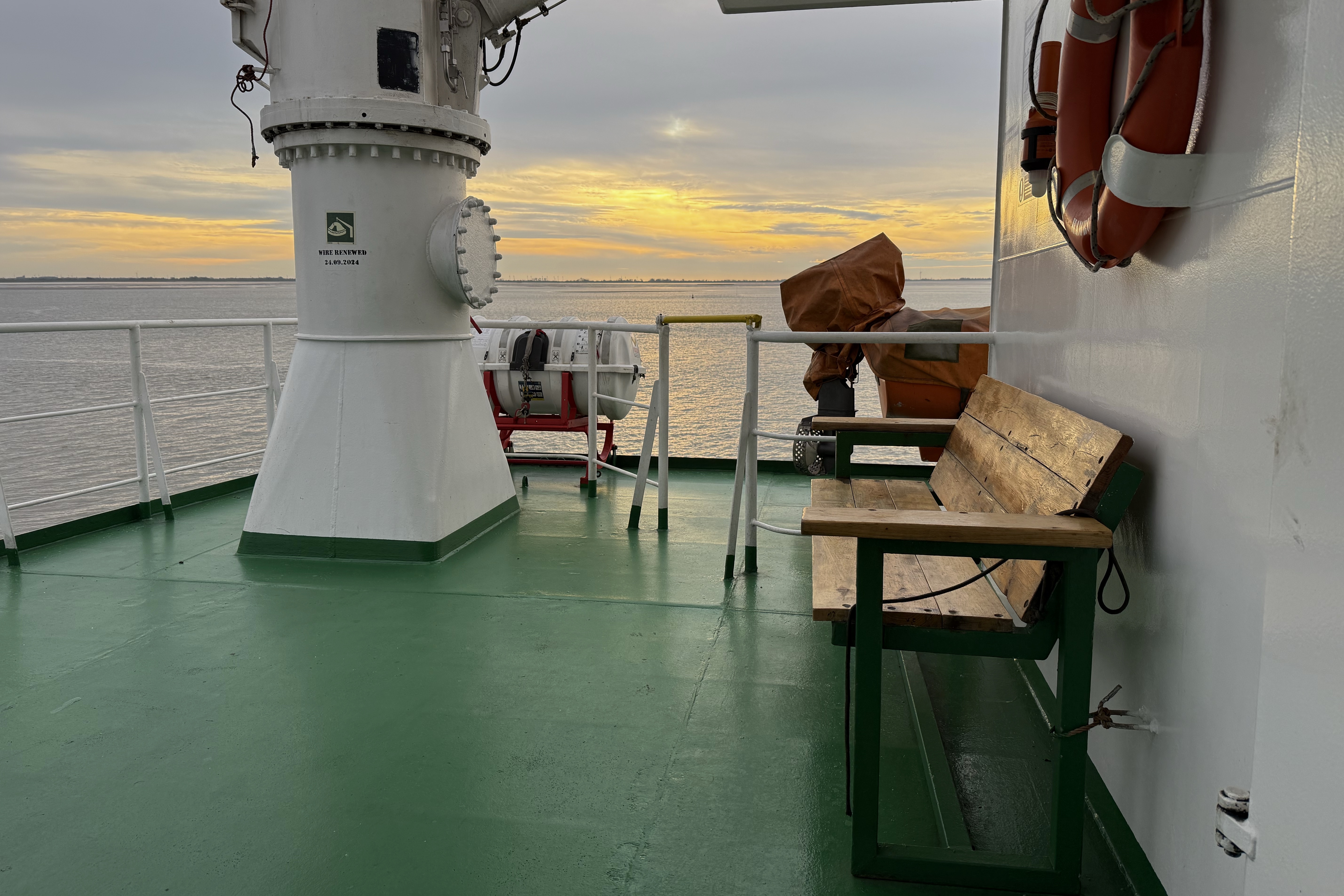 Abends auf der Weser bei Bremerhaven