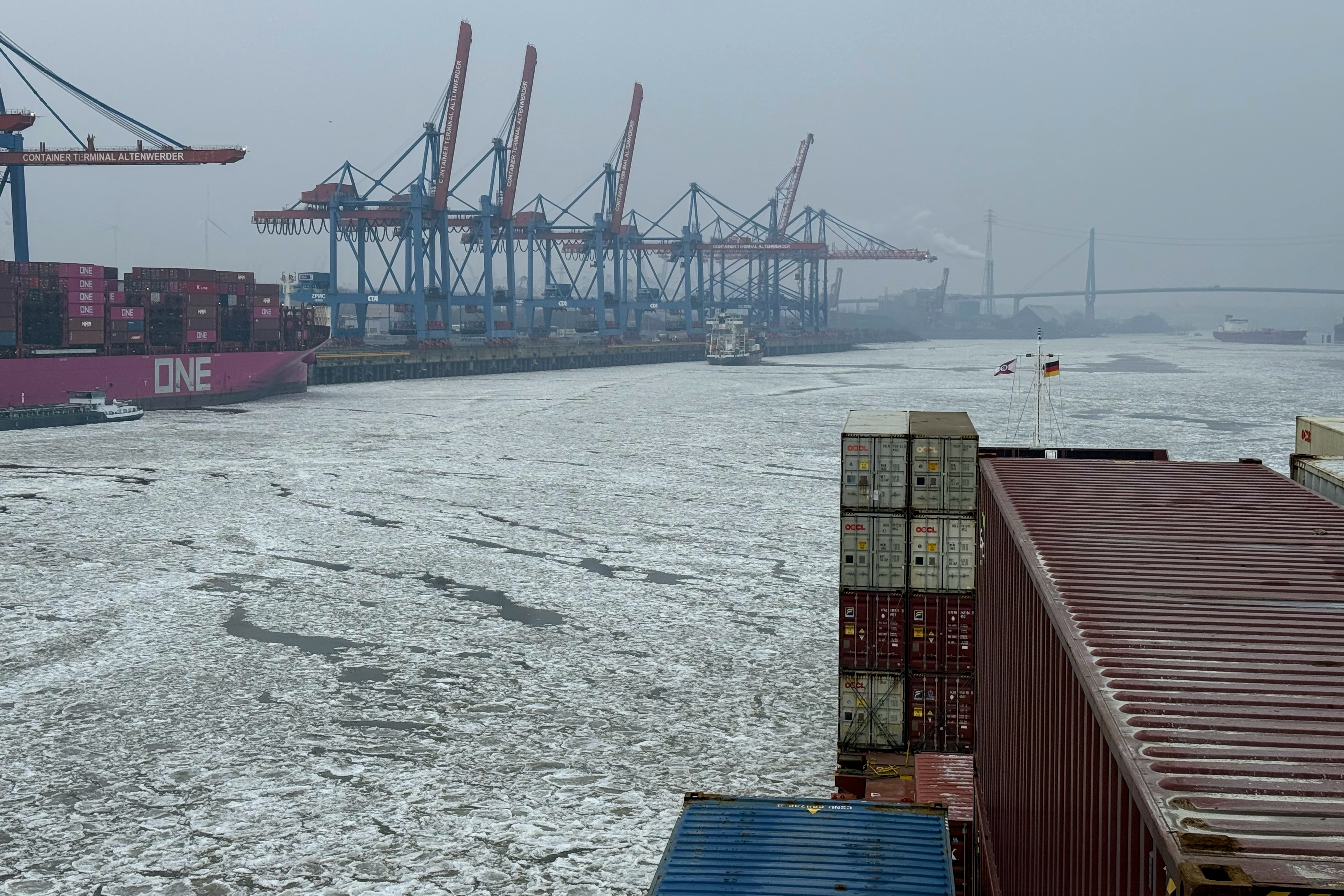 Treibeis auf dem Köhlbrand