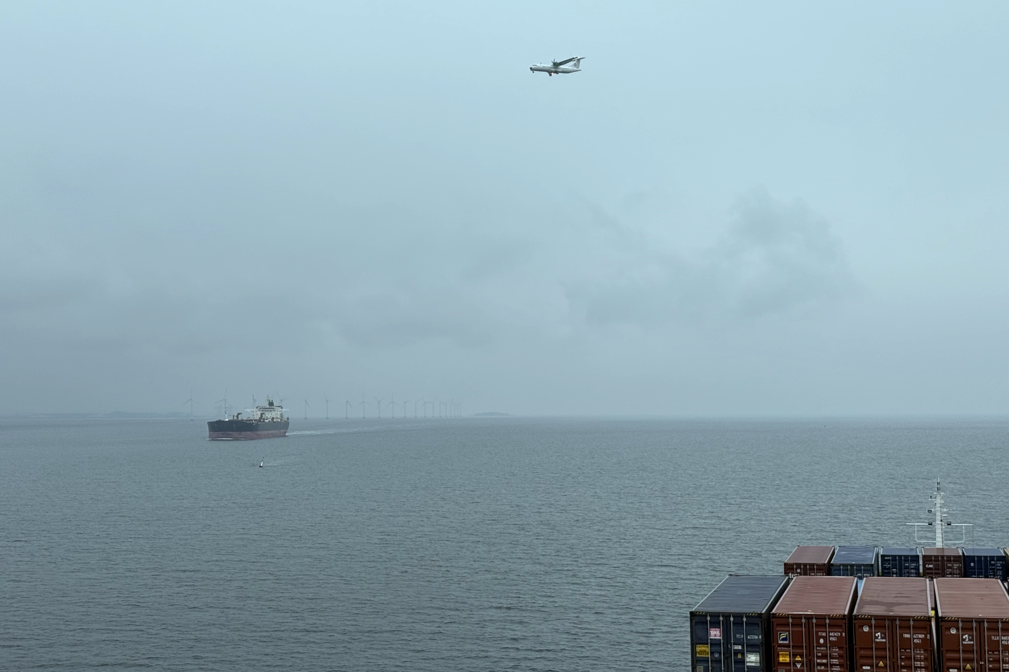 Ausfahrt aus den Dragörsund und Einflugschneise für den Flughafen Kopenhagen