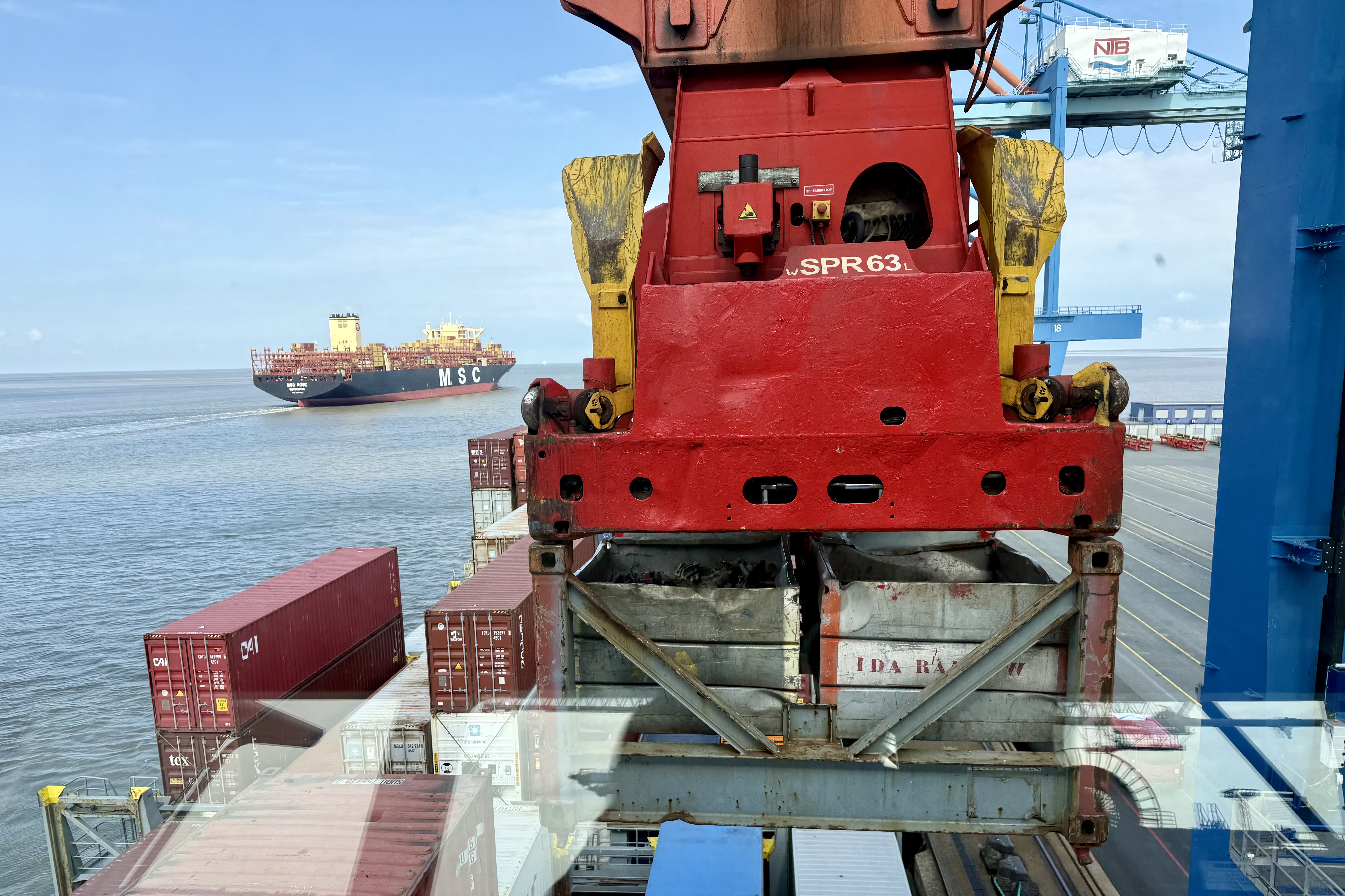 Die Gearbox kommt an Bord